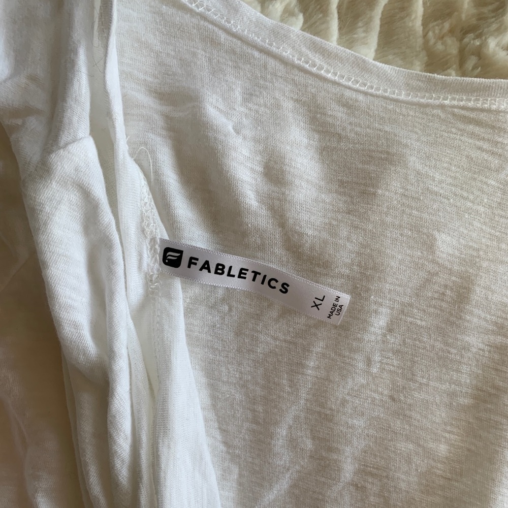 Fabletics Bundle - Picture 2 of 8